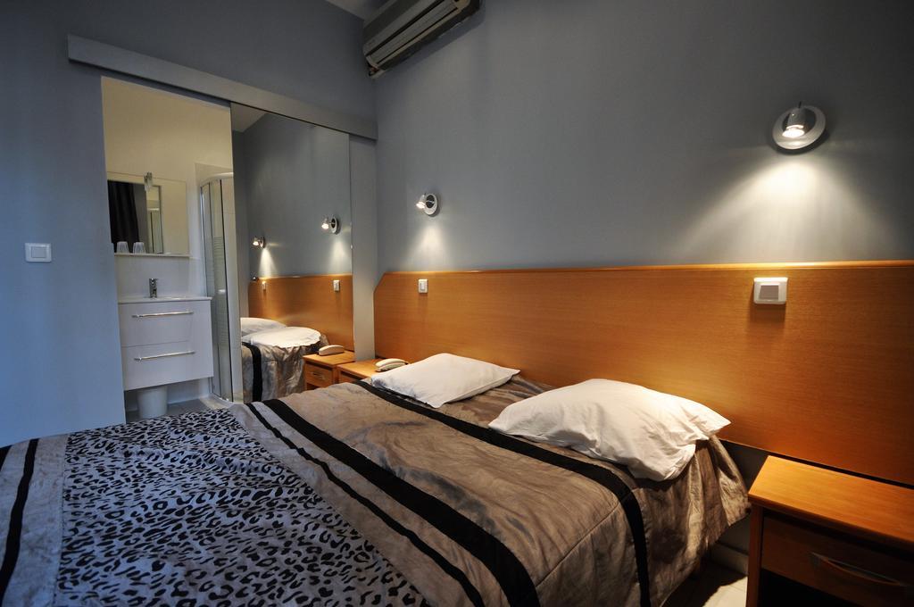 Hotel Carlone Niza Exterior foto