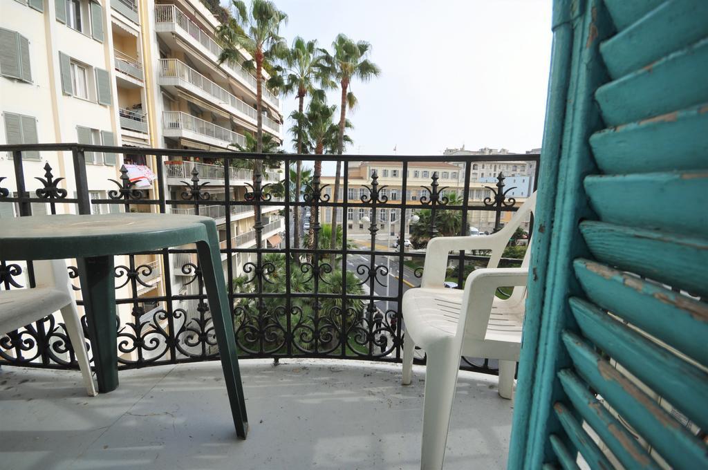 Hotel Carlone Niza Exterior foto