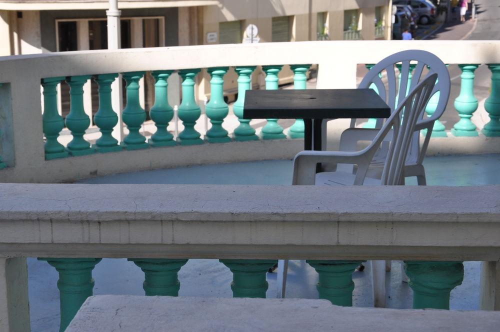 Hotel Carlone Niza Exterior foto