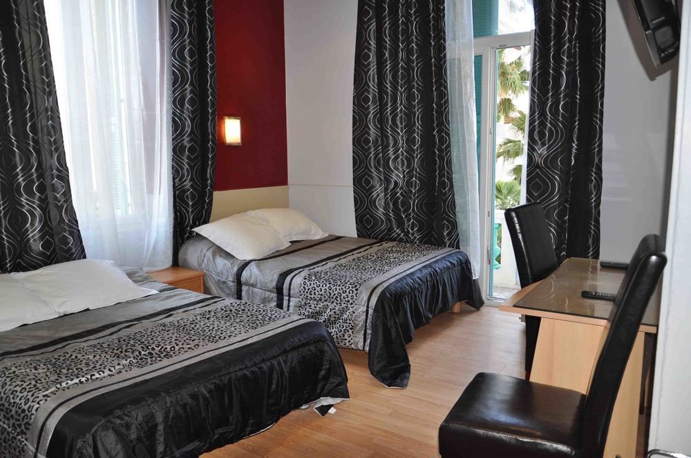 Hotel Carlone Niza Exterior foto